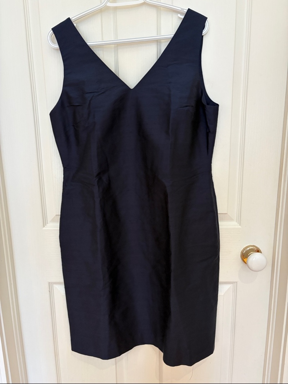 Talbots Navy V-Neck Sleeveless silk taffeta Dress, size 12 NWT